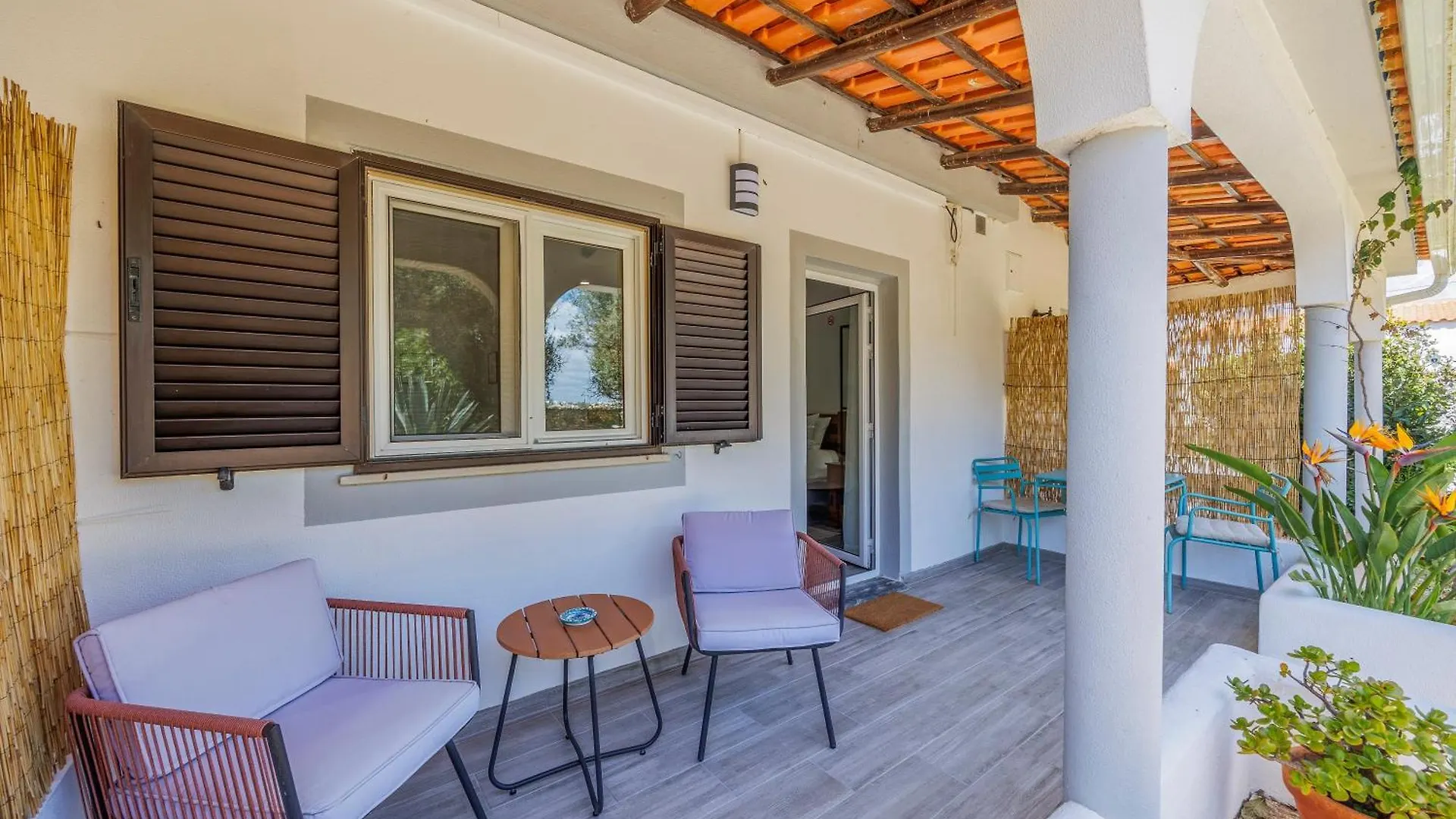 Casa Jardim Oasis Acomodação com café da manhã Lagoa  Alojamento de Acomodação e Pequeno-almoço Lagoa (Algarve)