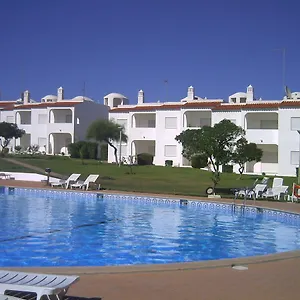 Apartamento Com Piscina Em Alporchinhos