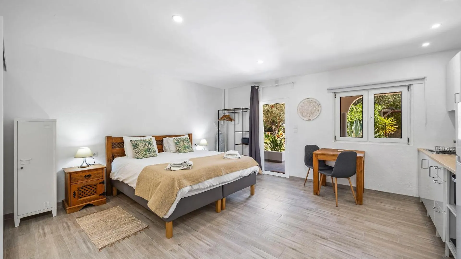 Bed and Breakfast Casa Jardim Oasis Lagoa  3*, Lagoa (Algarve) Portogallo