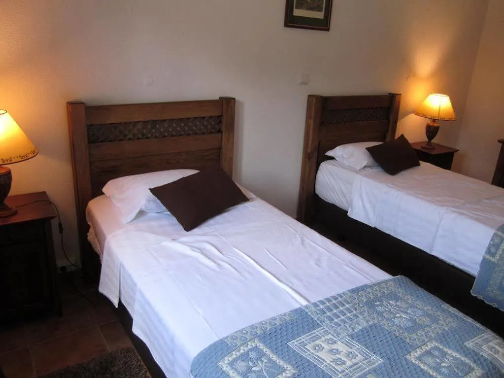 Bed & Breakfast Bed and Breakfast Casa Jardim Oasis Lagoa